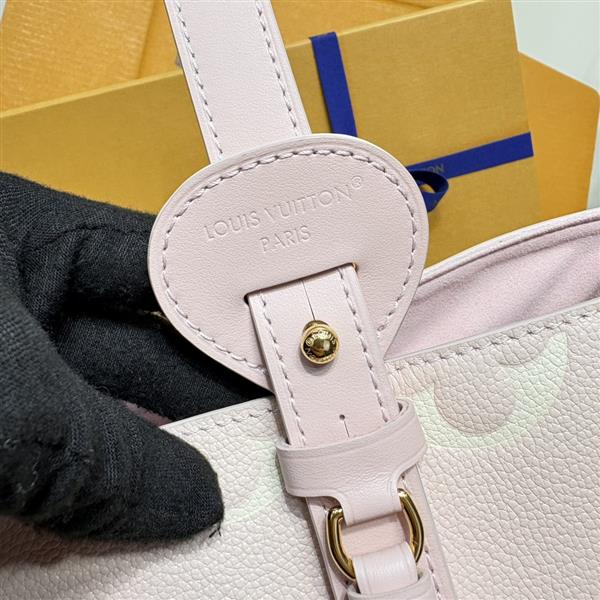 2026120181643831 130